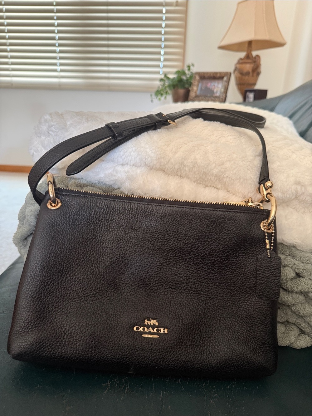 Coach Pebbled Leather Double Zip Shoulder Bag Black/Coach Mia Gold Hardware